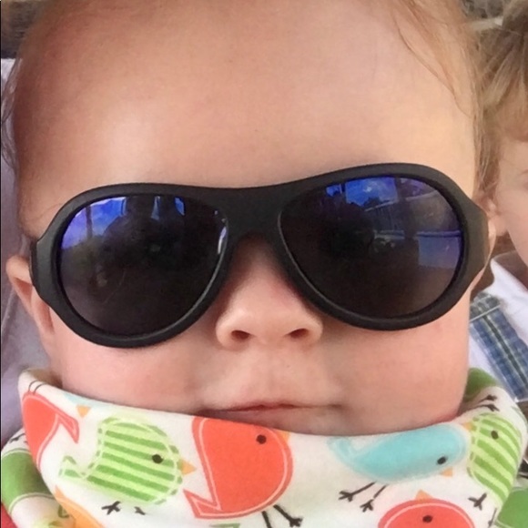 PICTURES OF ME & MY FAMILY♥️ - Picture 5 of 17